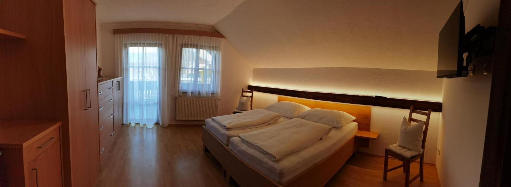 Privatzimmer Am Weinbrunnen วอร์คดอร์ฟ ภายนอก รูปภาพ